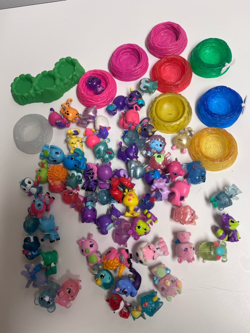 Large Lot Of Hatchimals Colleggtibles Mini Figures Various Series Loose AS IS